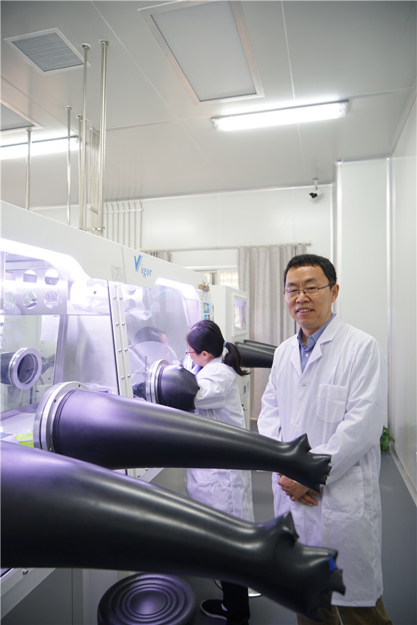 天目湖先进储能技术研究院互联互通惰性气氛手套箱测试平台_副本